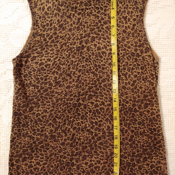 Sleeveless Mock Turtleneck Sweater - Picture 4 of 6